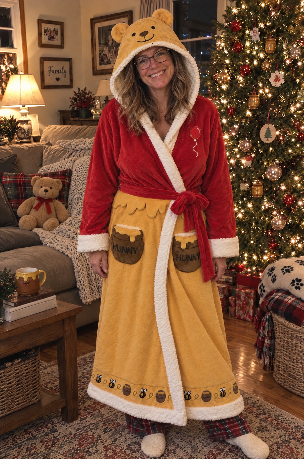 HunnyHugs™ Heated Bear Robe